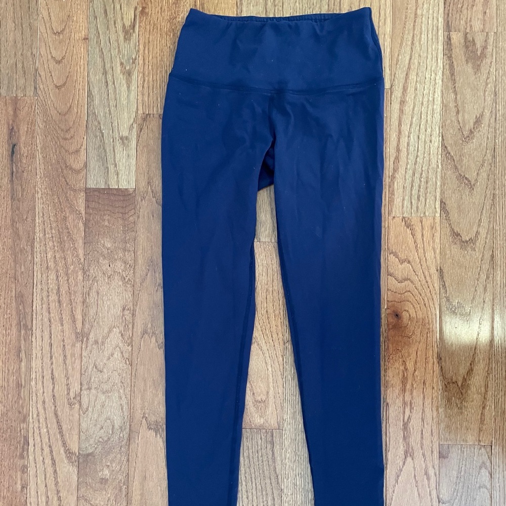 Navy athletic leggings